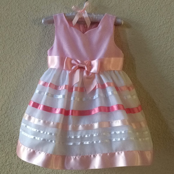 Bonnie Baby Other - 🎉HP🎉[Bonnie Baby] Satin and Bows Dress